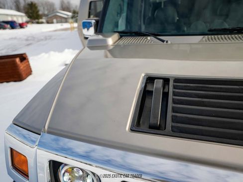 Used 2003 HUMMER H2 w/ Preferred Equipment Group image 83