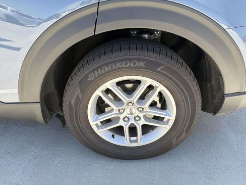 Used 2026 Ford Explorer Active RWD image 21