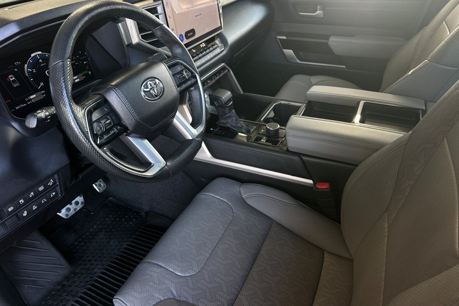 Used 2024 Toyota Tundra Limited w/ TRD Off-Road Package AWD/4WD image 9