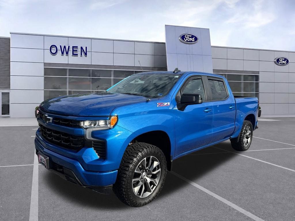 Used 2024 Chevrolet Silverado 1500 RST w/ Z71 Off-Road Package AWD/4WD image 1