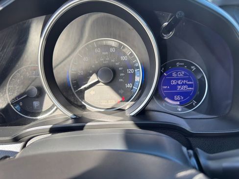 Used 2015 Honda Fit LX image 24