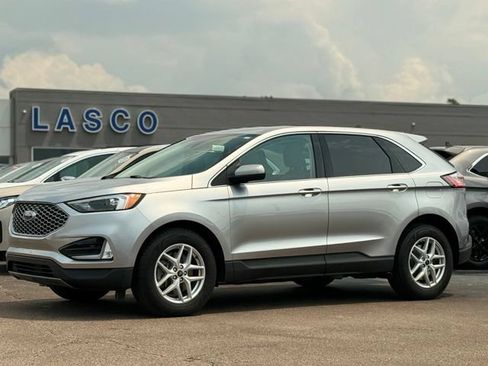 Certified 2023 Ford Edge SEL w/ Convenience Package AWD/4WD image 1