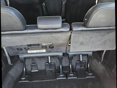 Used 2017 Toyota Sienna SE image 12