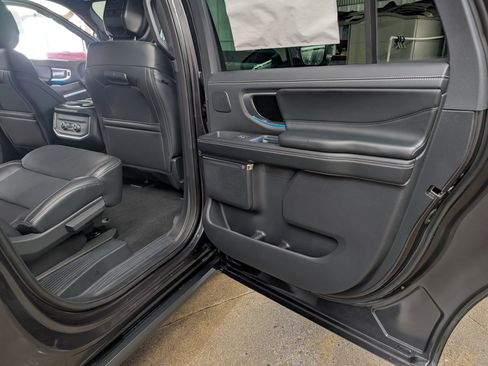 New 2026 Ford Expedition Max Platinum AWD/4WD image 5