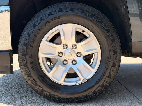Used 2017 Chevrolet Silverado 1500 LT w/ Texas Edition RWD image 12