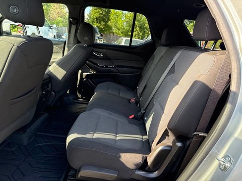 Used 2023 Chevrolet Traverse LT w/ LPO, Floor Liner Package AWD/4WD image 38
