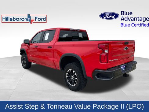 Used 2023 Chevrolet Silverado 1500 ZR2 w/ Technology Package image 4