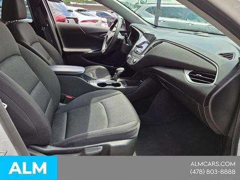 Used 2024 Chevrolet Malibu LT FWD image 17