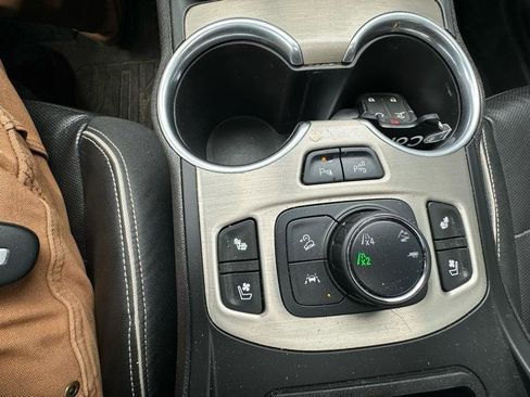 Used 2020 GMC Terrain Denali w/ GMC Pro Grade Package image 15