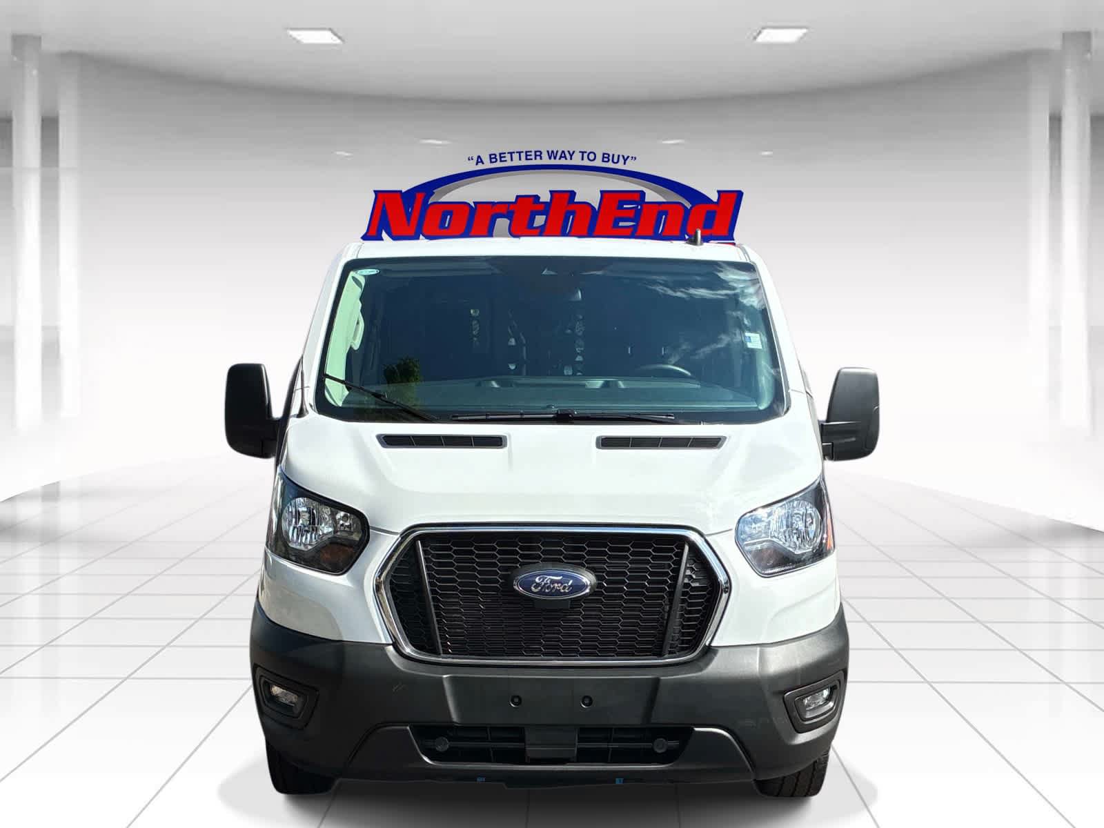 Used 2025 Ford Transit 250 Low Roof w/ Exterior Upgrade Package RWD image 2