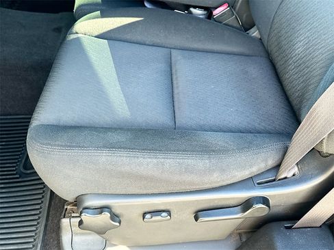 Used 2013 Chevrolet Silverado 1500 LT image 17