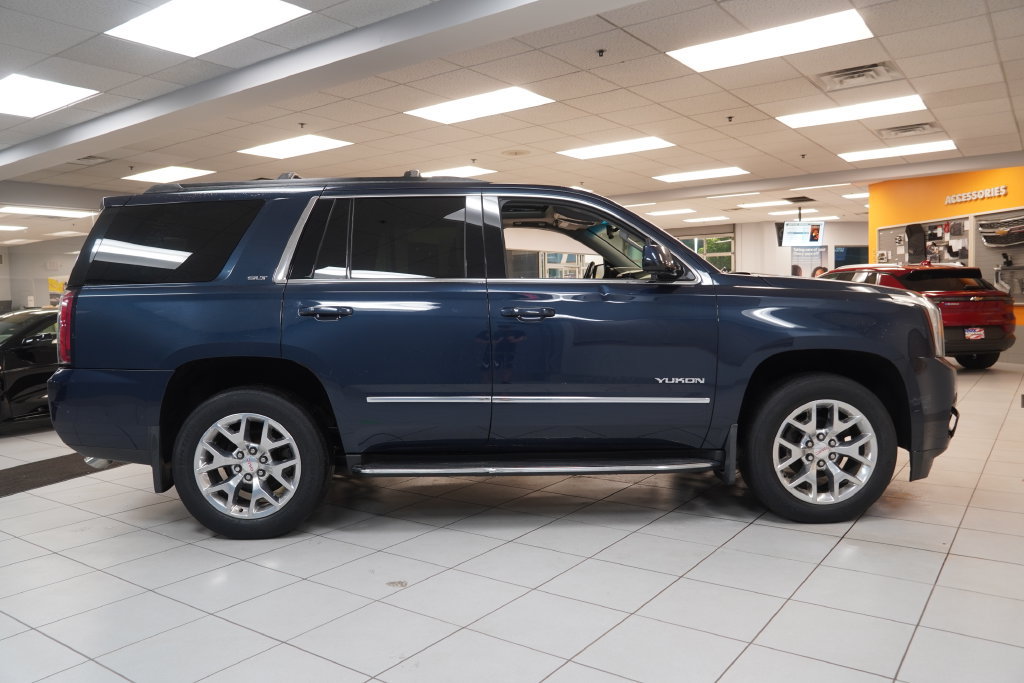 Used 2017 GMC Yukon SLT w/ Open Road Package AWD/4WD image 14