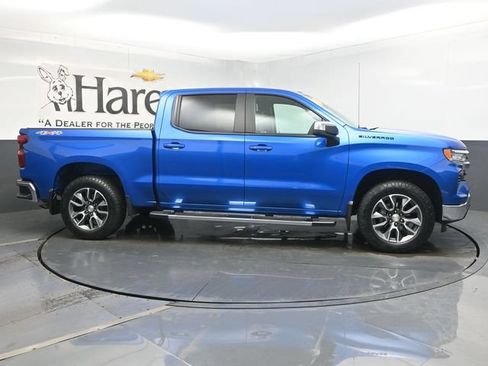 Used 2023 Chevrolet Silverado 1500 LT AWD/4WD image 47