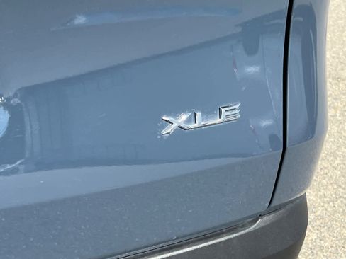 Used 2024 Toyota Grand Highlander XLE image 21