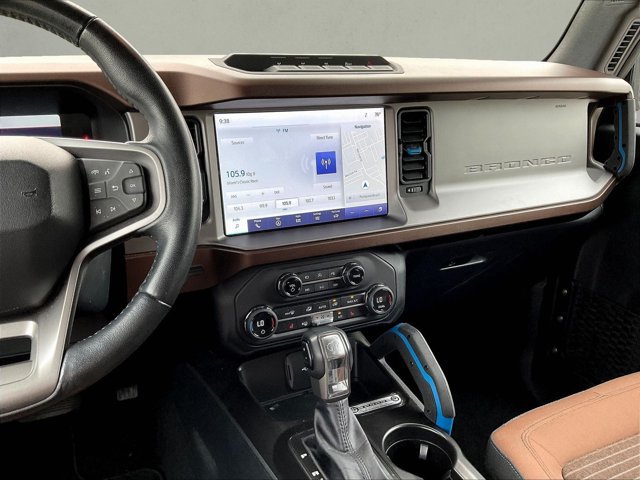 Used 2023 Ford Bronco Outer Banks w/ Sasquatch Package AWD/4WD image 8