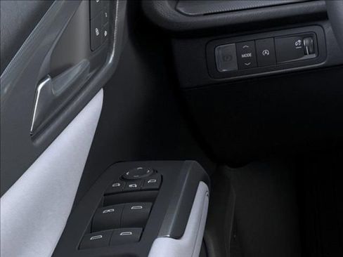 New 2026 Chevrolet Traverse High Country image 22