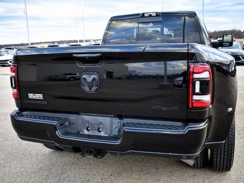 Used 2024 RAM 3500 Laramie w/ Night Edition image 12