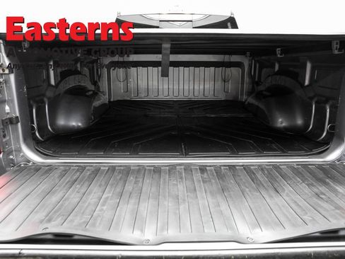 Used 2019 RAM 1500 Laramie AWD/4WD image 9