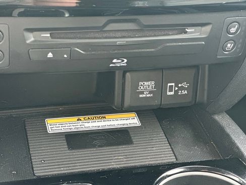 Used 2019 Honda Pilot Elite image 25