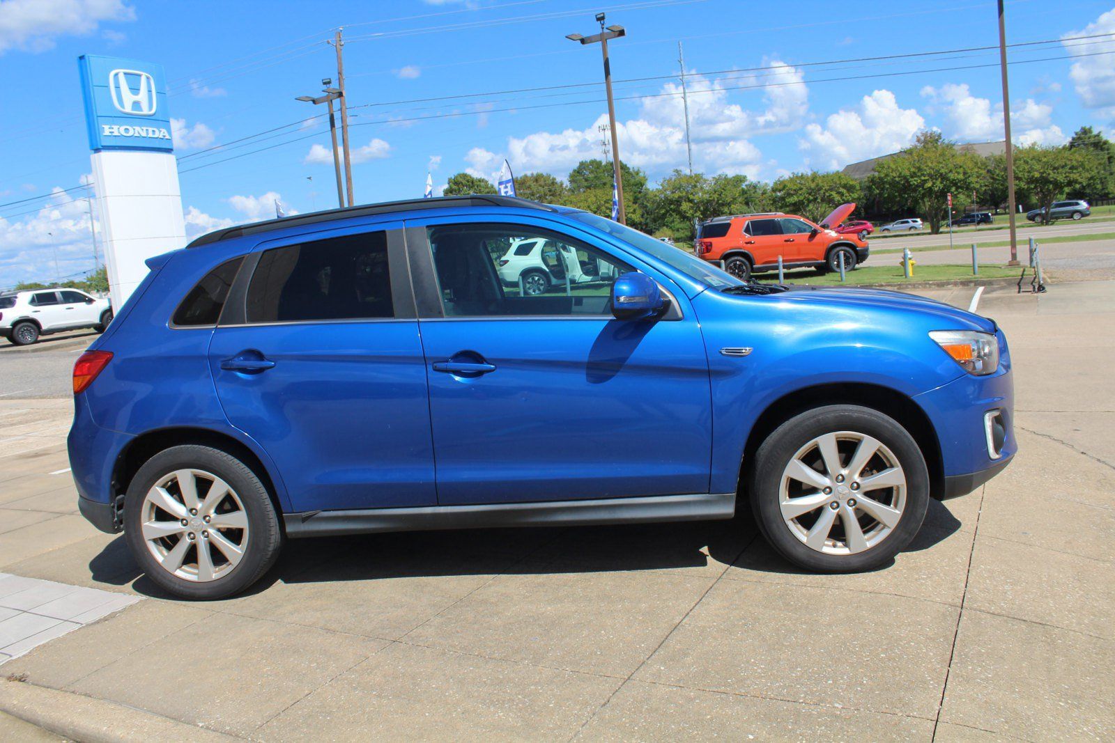 Used 2015 Mitsubishi Outlander Sport GT AWD/4WD image 3