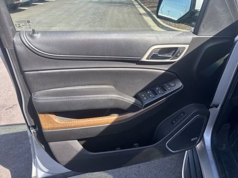 Used 2018 GMC Yukon Denali w/ Open Road Package image 8