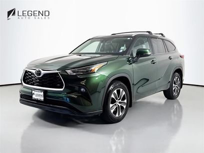 Used 2023 Toyota Highlander XLE