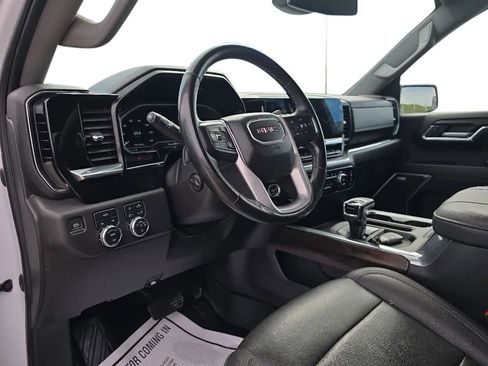 Used 2023 GMC Sierra 1500 SLT w/ SLT Premium Plus Package AWD/4WD image 15