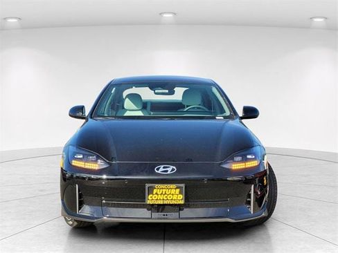 New 2025 Hyundai Ioniq 6 SEL image 2