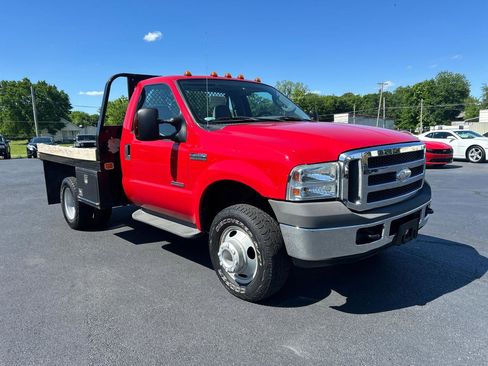 Used 2005 Ford F350 XLT AWD/4WD image 3