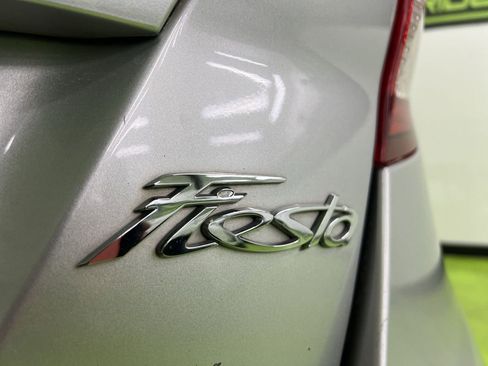 Used 2011 Ford Fiesta SE w/ 203A Rapid Spec Order Code image 13