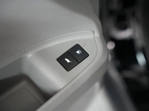 Used 2017 Honda Pilot Elite image 53