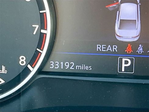 Used 2023 Nissan Maxima SR w/ Sport Mat Group image 12