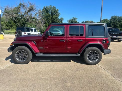 Used 2021 Jeep Wrangler Unlimited Sport AWD/4WD image 2