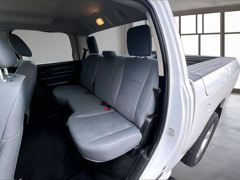 Used 2015 RAM 1500 Express AWD/4WD image 28
