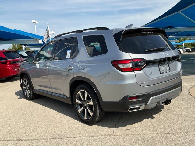 Certified 2025 Honda Pilot Elite image 4