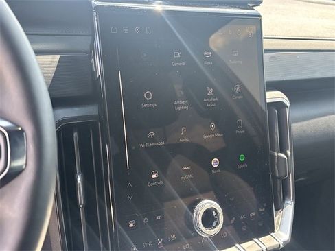 Certified 2024 GMC Acadia AT4 w/ Super Cruise Package image 5