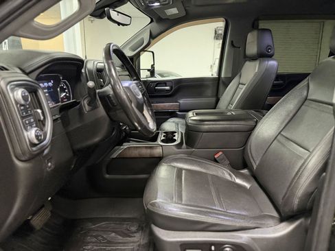 Used 2020 GMC Sierra 3500 Denali w/ Denali Ultimate Package AWD/4WD image 16