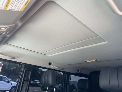 Used 2017 Mercedes-Benz G 550 image 31