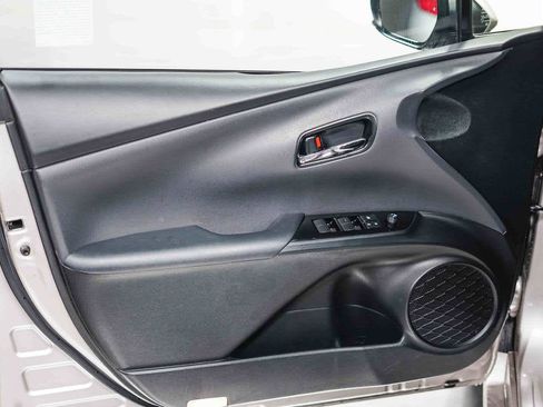 Used 2022 Toyota Prius Prime LE image 26