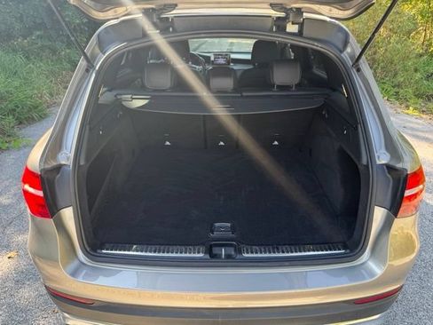 Used 2019 Mercedes-Benz GLC 300 4MATIC image 14
