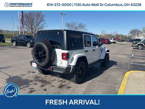Used 2023 Jeep Wrangler Unlimited Sahara w/ Cold Weather Group image 4