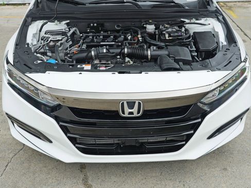 Used 2020 Honda Accord Sport image 6
