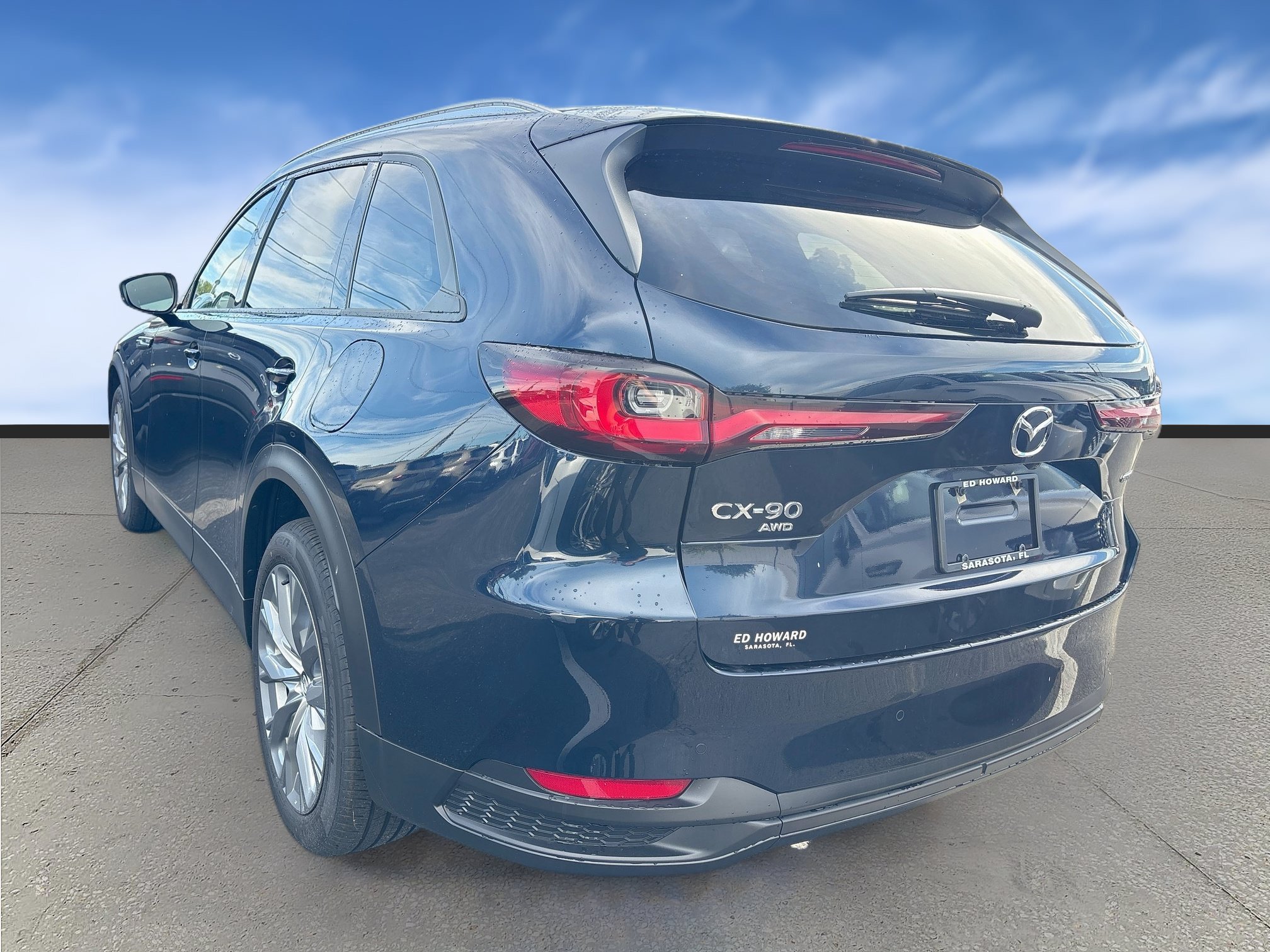Used 2026 MAZDA CX-90 Plug-In Hybrid w/ Preferred AWD/4WD image 5