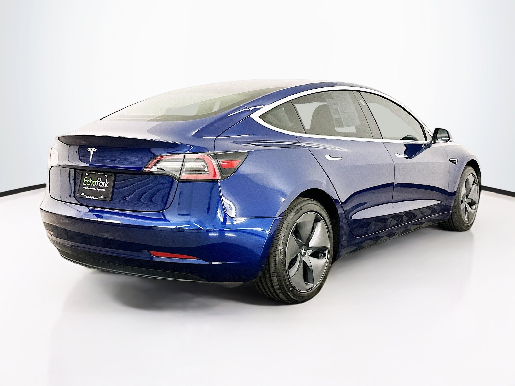 Used 2018 Tesla Model 3 Long Range AWD/4WD image 9