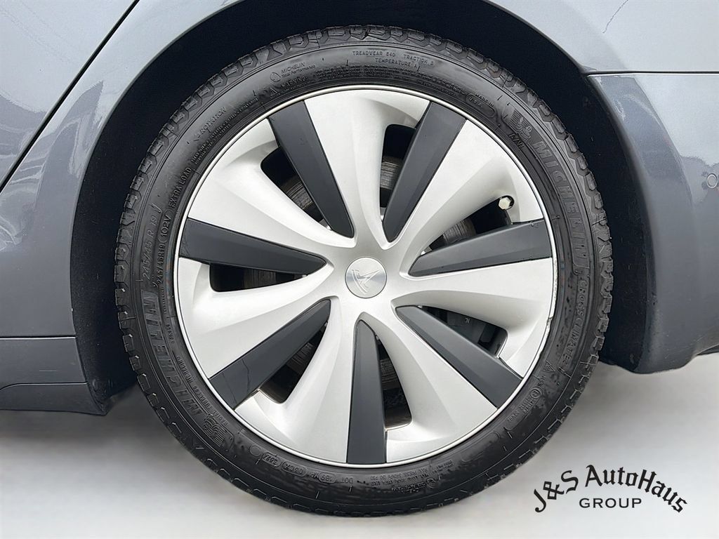Used 2021 Tesla Model S Long Range AWD/4WD image 38