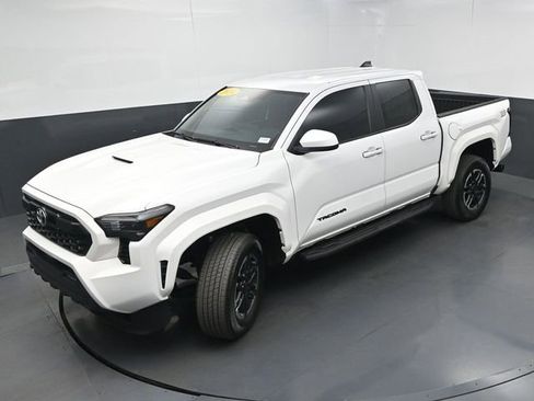 Used 2024 Toyota Tacoma TRD Sport RWD image 33