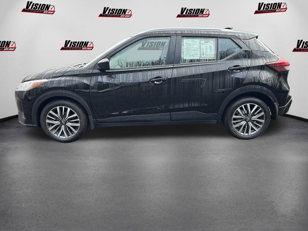 Certified 2024 Nissan Kicks SV FWD image 8