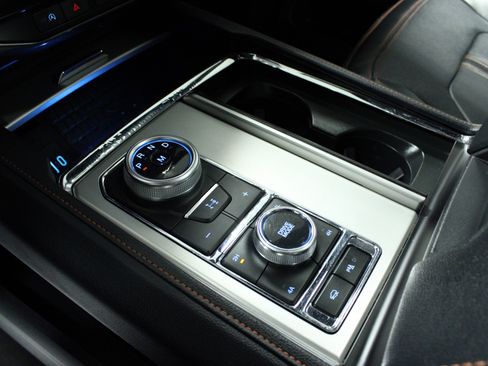 Used 2024 Ford Expedition Timberline image 24