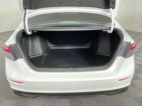 Used 2023 Honda Accord EX-L image 28