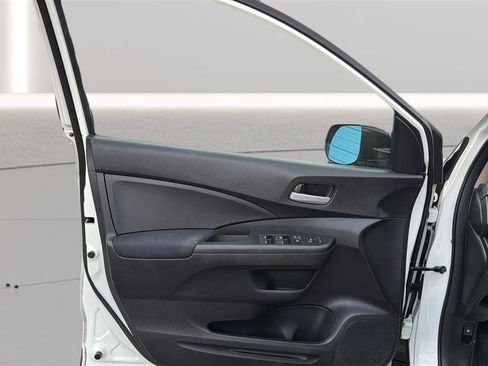 Used 2016 Honda CR-V LX image 18